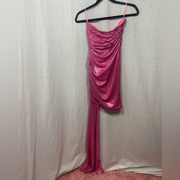 PrettyLittleThing Pink Shiny Strapless Dress with Sash - So pretty! Sz 0 - Picture 7 of 7